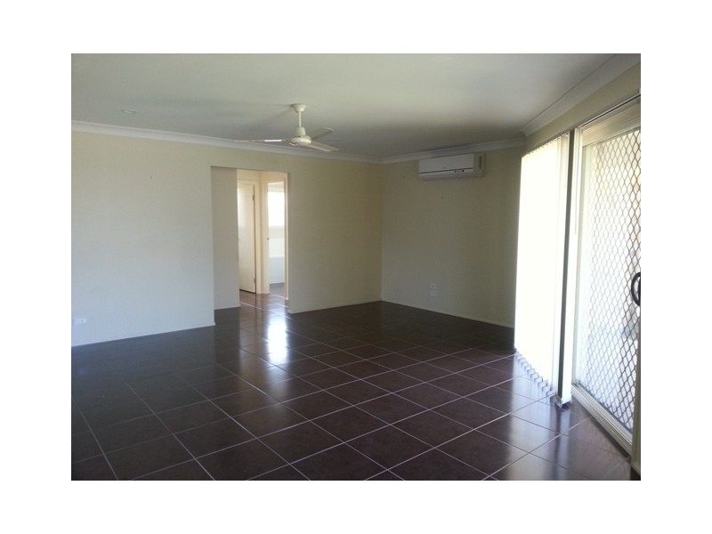 17 Vista Circuit, Bahrs Scrub QLD 4207