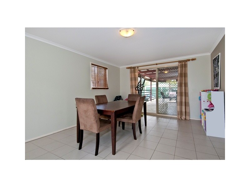 Crestmead QLD 4132