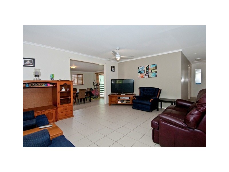 Crestmead QLD 4132