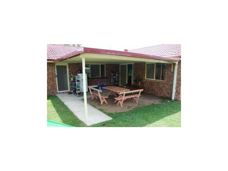 11 Cherrytree Place, Waterford West QLD 4133