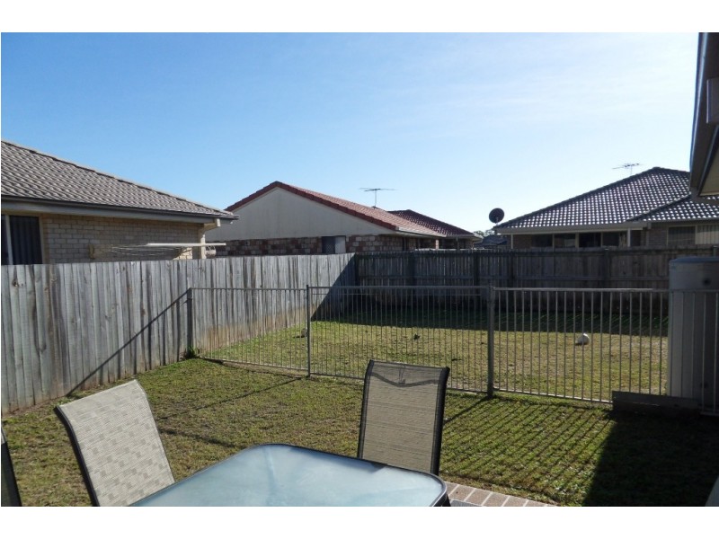 26 Lake Manchester Street, Logan Reserve QLD 4133