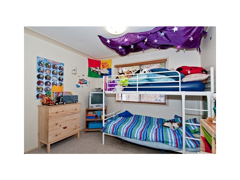 Edens Landing QLD 4207