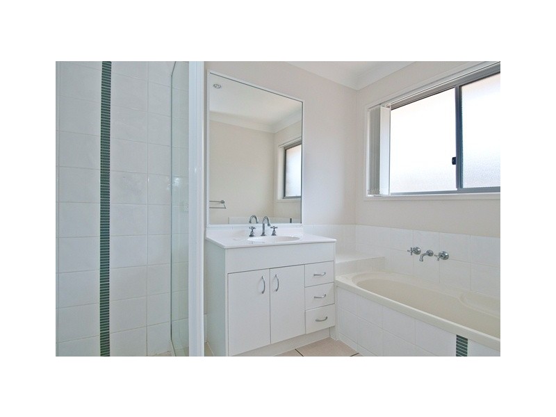 7 Highfields Ct, Loganlea QLD 4131