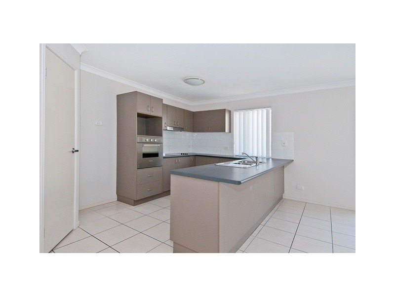 7 Highfields Ct, Loganlea QLD 4131