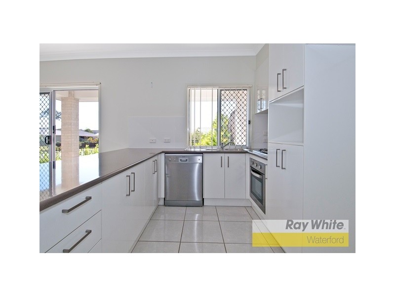 2/44 Frankland Avenue, Waterford QLD 4133