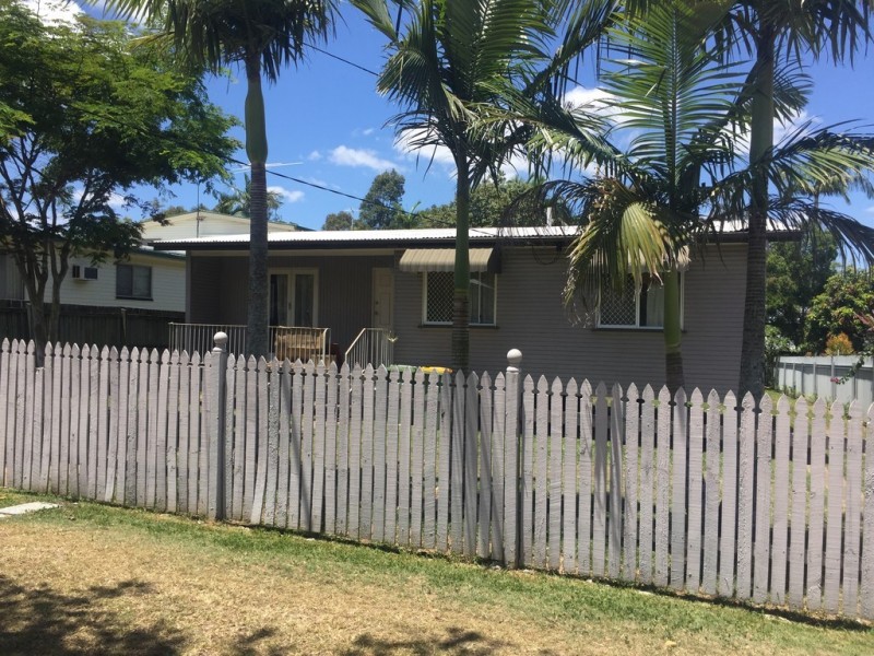 18 Pamela Crescent, Woodridge QLD 4114