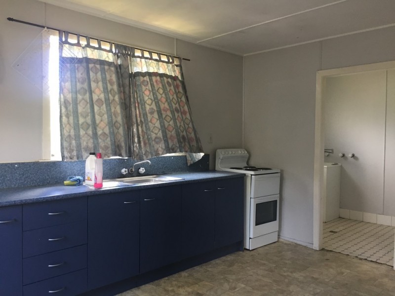 18 Pamela Crescent, Woodridge QLD 4114