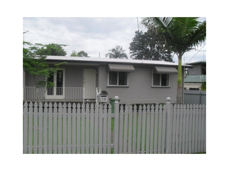 18 Pamela Crescent, Woodridge QLD 4114