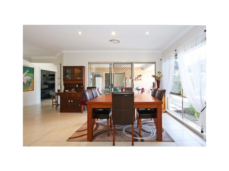 62 Woodlands Blvd, Waterford QLD 4133