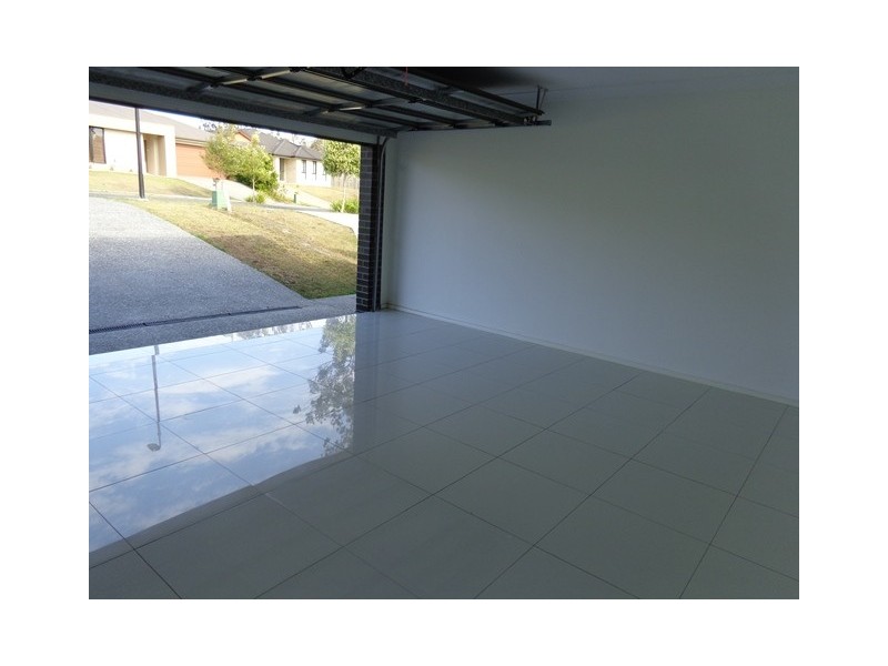 115 Grand Terrace, Waterford QLD 4133