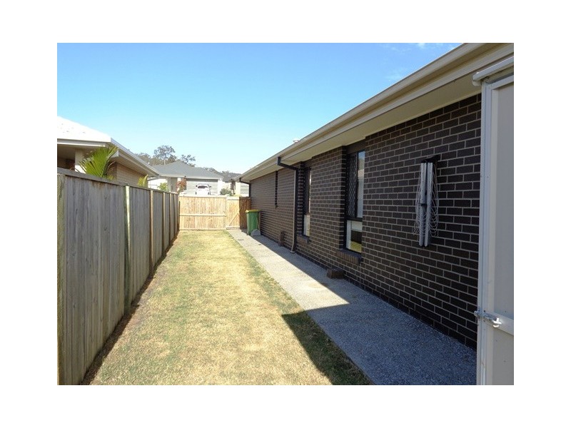 115 Grand Terrace, Waterford QLD 4133