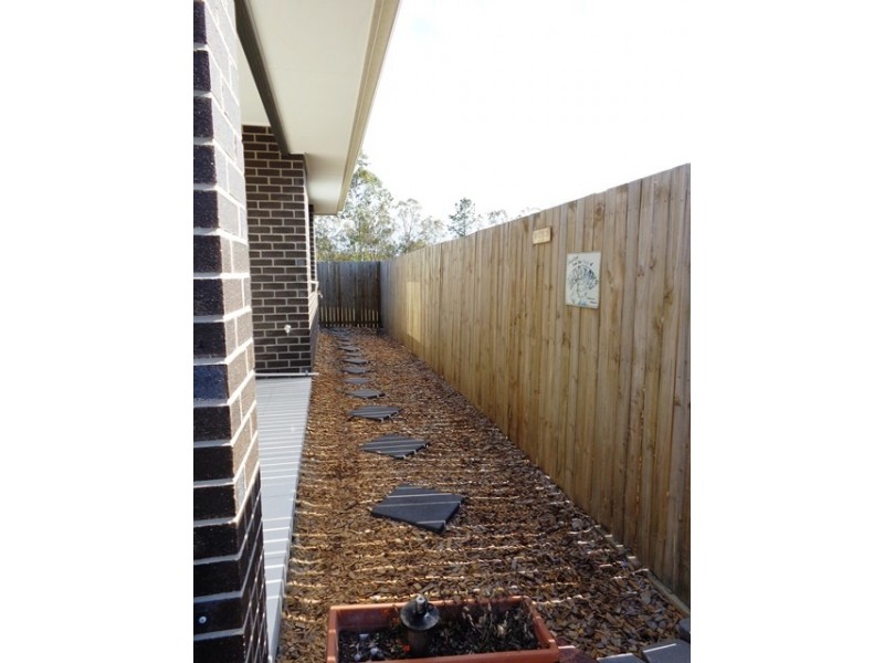 115 Grand Terrace, Waterford QLD 4133