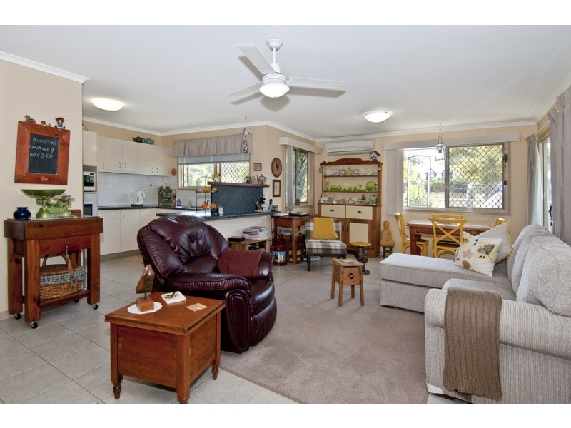 201/74 Beutel St, Waterford West QLD 4133