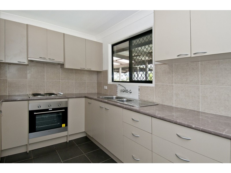 4 Bushlark Street, Crestmead QLD 4132