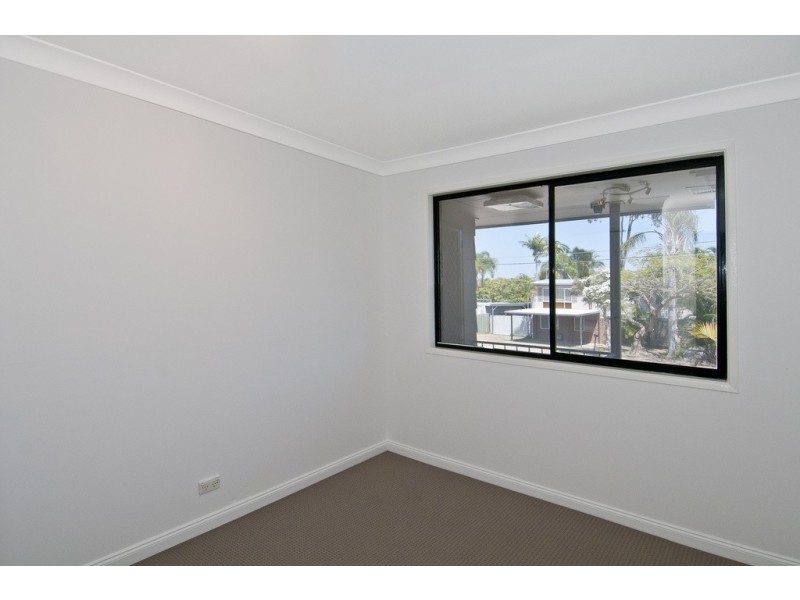 4 Bushlark Street, Crestmead QLD 4132
