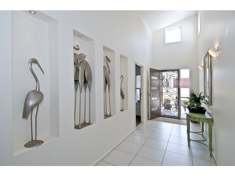 11 Kondalilla Tce, Waterford QLD 4133