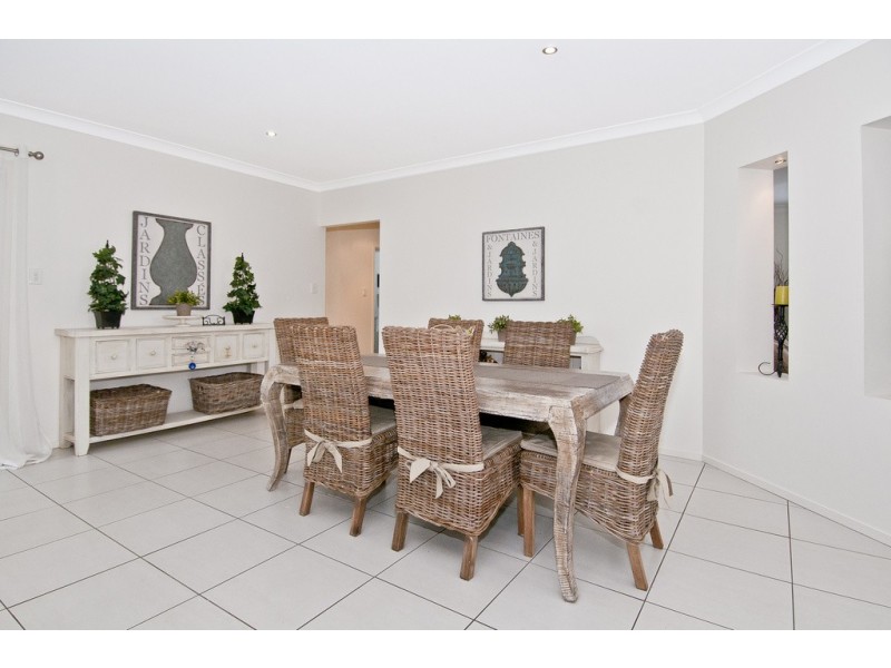 11 Kondalilla Tce, Waterford QLD 4133