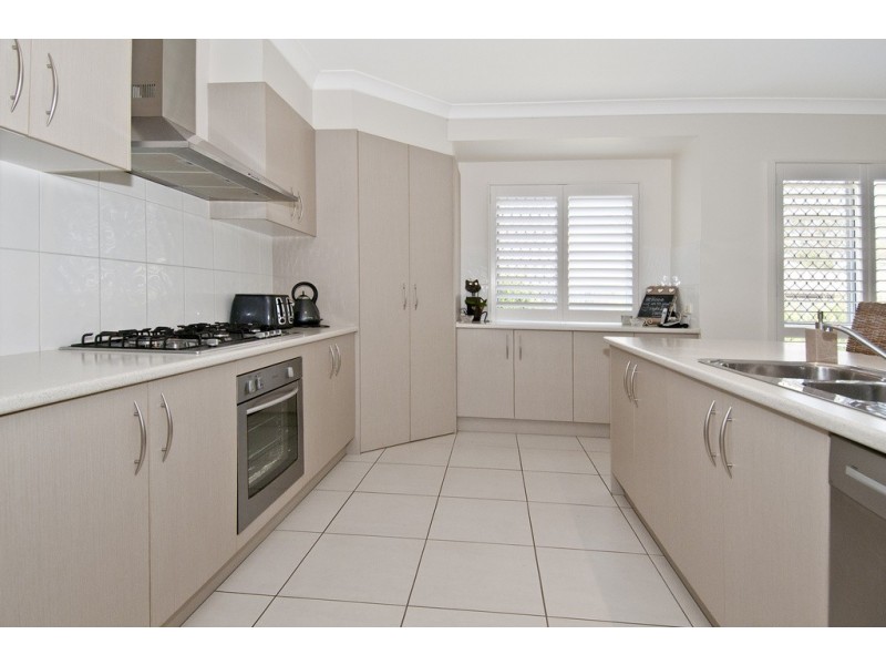 11 Kondalilla Tce, Waterford QLD 4133