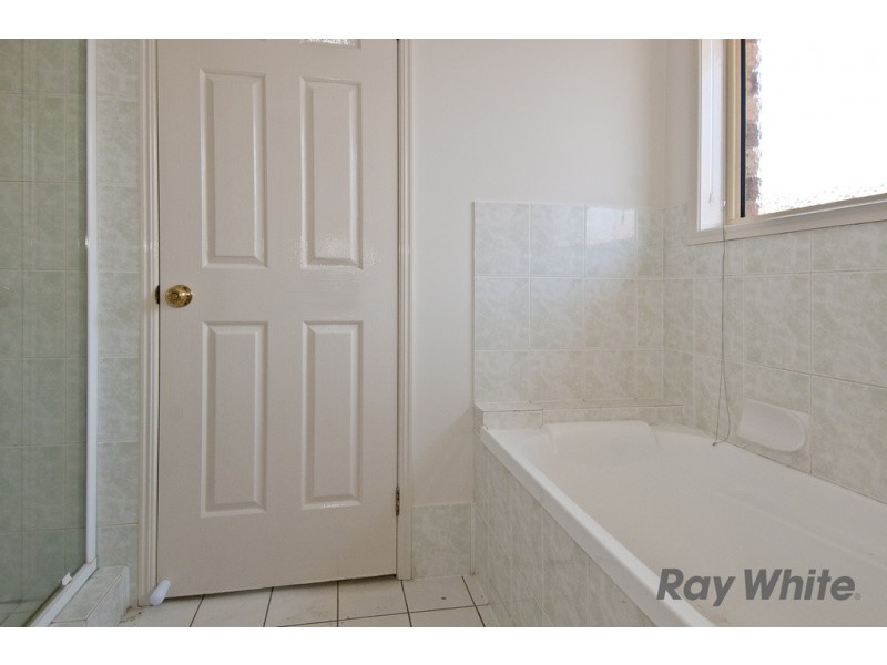 11 Cherrytree Place, Waterford West QLD 4133