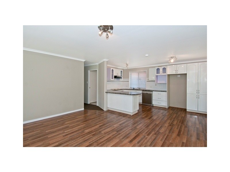 20 Foxdale Ct, Waterford West QLD 4133