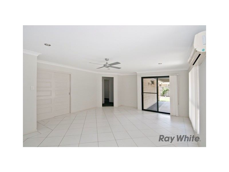 11 Gloucester Street, Waterford QLD 4133