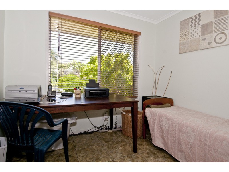 16 Bompa Rd, Waterford West QLD 4133