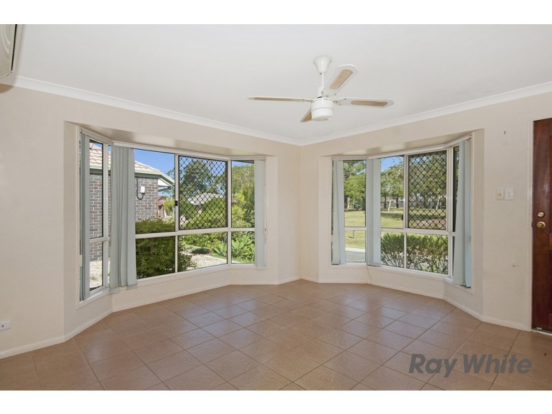 17 Lansdown Rd, Waterford West QLD 4133