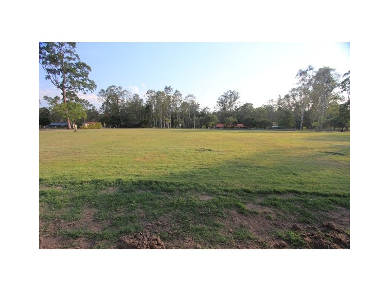 78-84 Chadwick Street, South Maclean QLD 4280