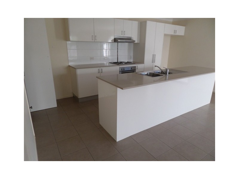 2 Maywood Street, Loganlea QLD 4131