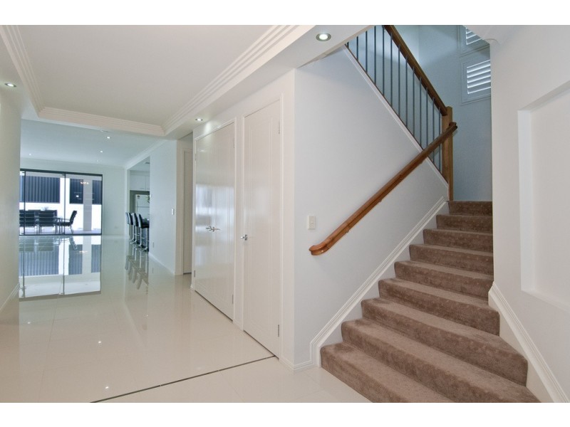 84 Craig Street, Wishart QLD 4122