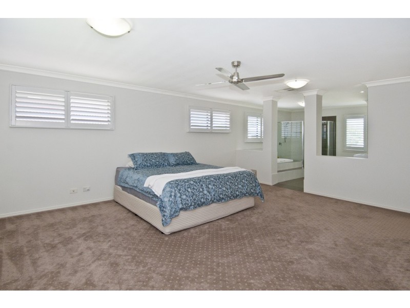 84 Craig Street, Wishart QLD 4122