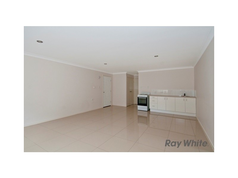 38b Clare Road, Kingston QLD 4114