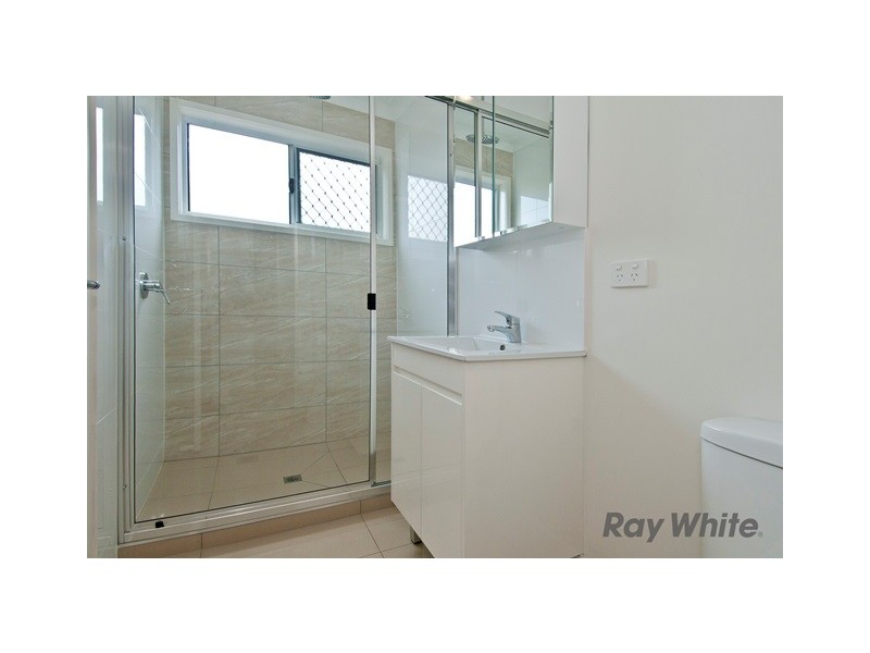 38b Clare Road, Kingston QLD 4114