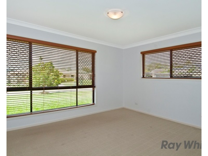 2 Webcke Avenue, Crestmead QLD 4132