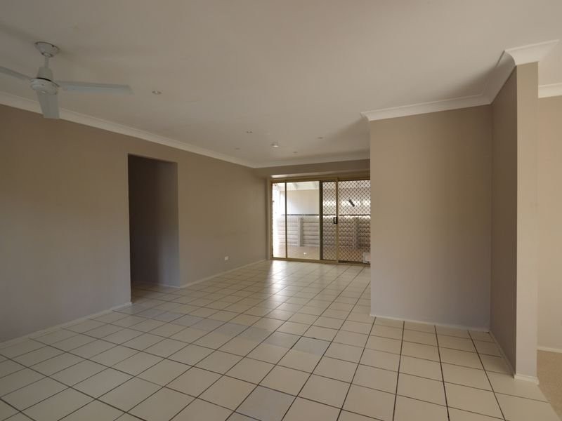 34 Adelong Road, Shailer Park QLD 4128