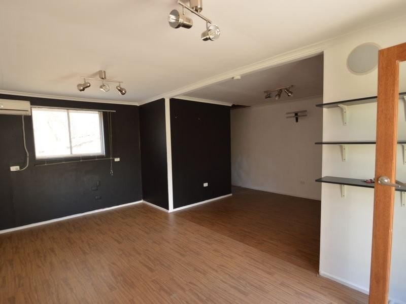 34 Adelong Road, Shailer Park QLD 4128