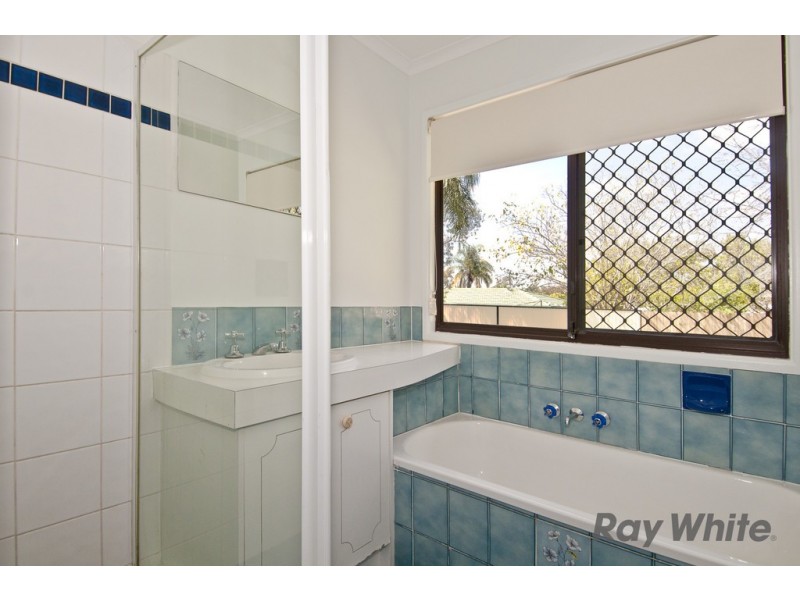 18 Augusta Street, Crestmead QLD 4132