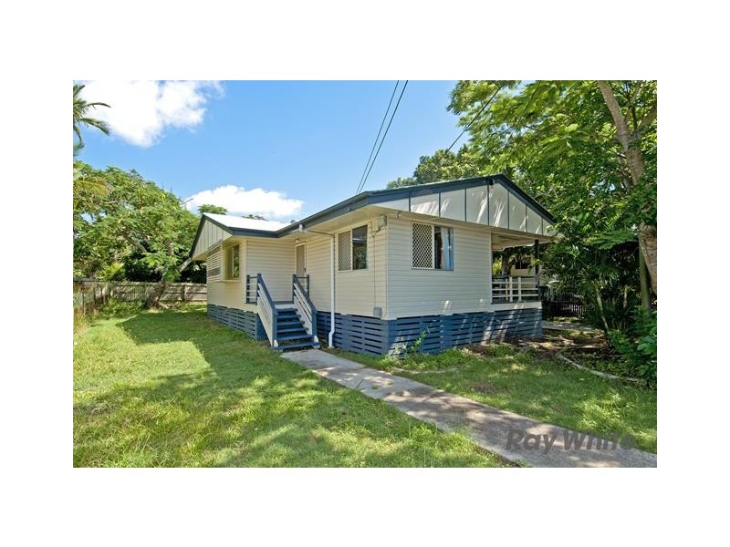 6 Poppy Street, Kingston QLD 4114