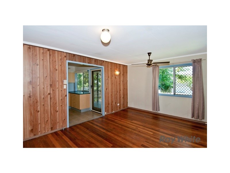 6 Poppy Street, Kingston QLD 4114