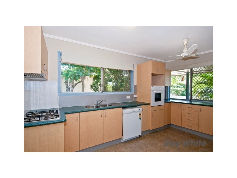 6 Poppy Street, Kingston QLD 4114