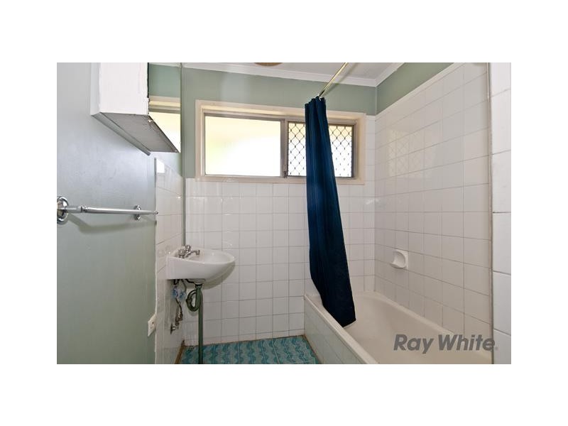 6 Poppy Street, Kingston QLD 4114
