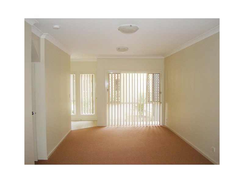 6/54 Riverhills Road, Eagleby QLD 4207
