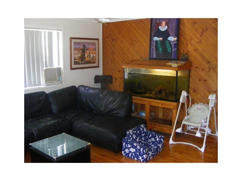 19 Surman Street, Loganlea QLD 4131