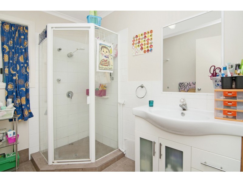 1 Bergomi Ct, Eagleby QLD 4207