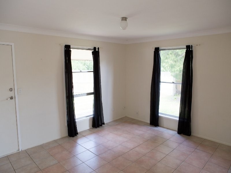 57 Ariel Avenue, Kingston QLD 4114