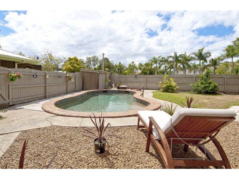 22 Katrina Crescent, Waterford West QLD 4133