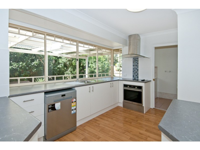 103 Castile Crescent, Edens Landing QLD 4207
