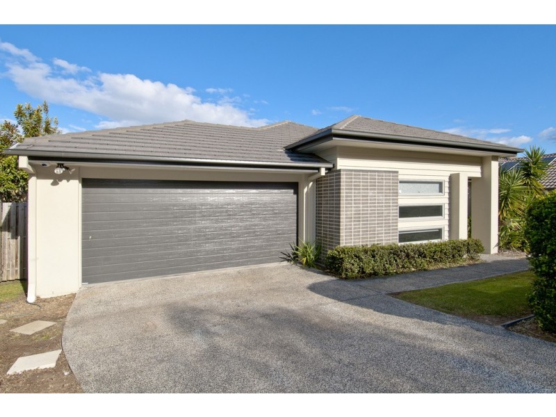 67 Jarvis Rd, Waterford QLD 4133