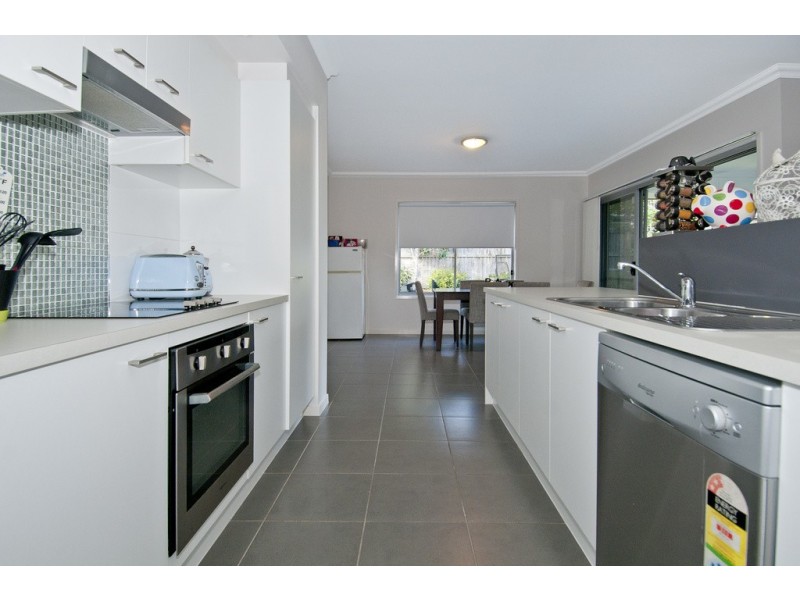 67 Jarvis Rd, Waterford QLD 4133