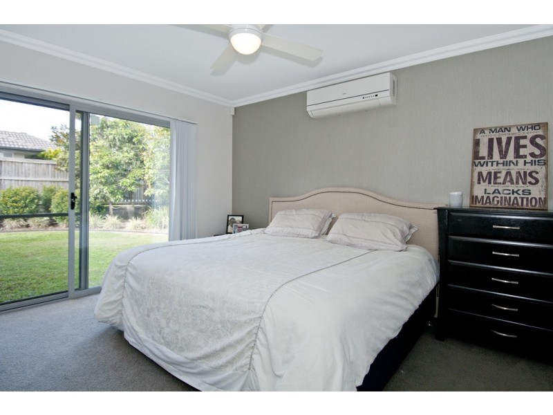 67 Jarvis Rd, Waterford QLD 4133